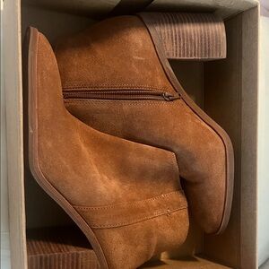 Lucky Brand Tan Suede Ankle Booties